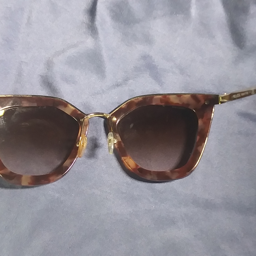 PRADA sunglasses - Picture 7 of 15